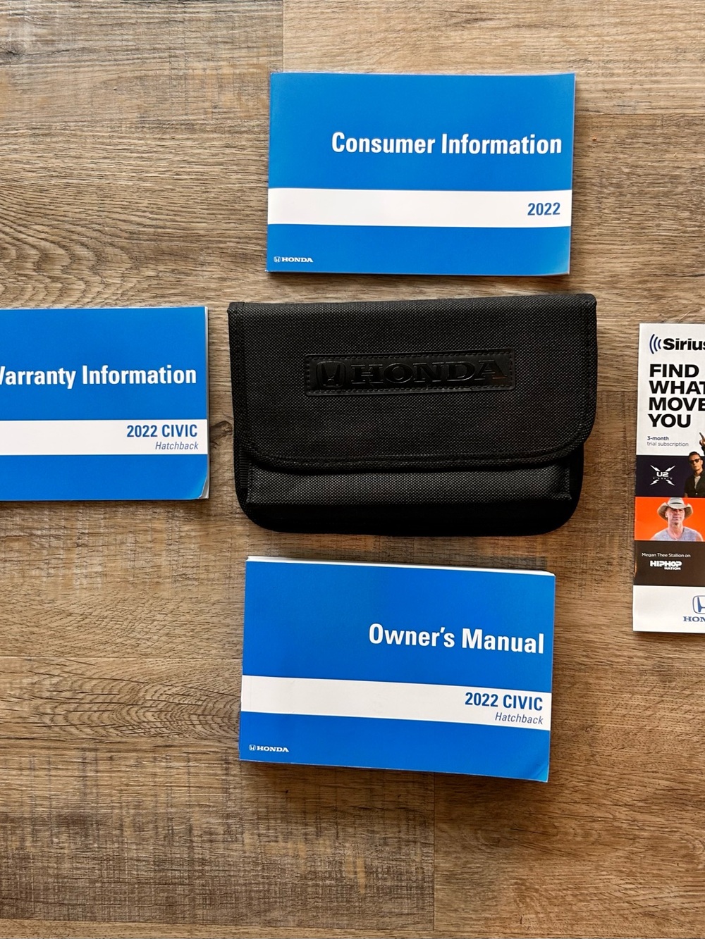Honda Civic Hatchback 2022 Owner's Manual Set